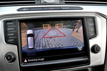 Volkswagen Passat B8 Variant 1.6 TDI BlueMotion SCR 120KM 2016 Volkswagen Passat 1.6TDI 120KM Virtual Full Led, zdjęcie 24