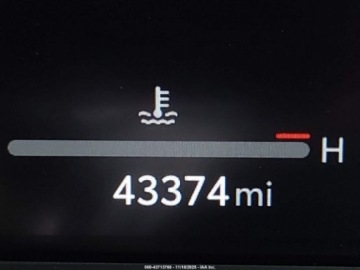 Toyota 2023 Toyota Crown 2023 r., 2,5L XLE 2.5 Hybryda 236KM, zdjęcie 7