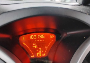 Nissan Juke I 2011 Nissan Juke 2011r, 1.6 Benzyna. Uszkodzony przod. Jezdzi. 1.6 Benzyna, zdjęcie 12