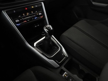 Volkswagen T-Roc I SUV Facelifting 1.0 TSI 110KM 2023 Volkswagen T-Roc klima auto full LED czujniki, zdjęcie 28