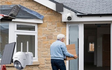 НАРУЖНАЯ СОЛНЕЧНАЯ WIFI 2K БАТАРЕЯ PTZ-КАМЕРА С СОЛНЕЧНОЙ ПАНЕЛИ x2