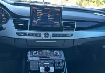 Audi A8 D4 Sedan Facelifting 4.2 TDI 385KM 2014 Audi A8 Audi A8 4.2 TDI DPF (clean diesel) quattro tiptronic 4.1 Diesel, zdjęcie 7