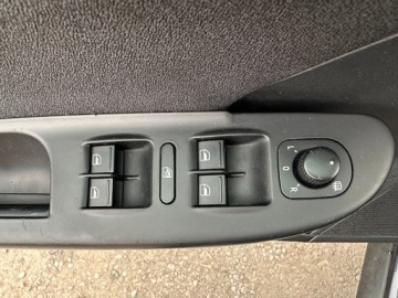 Volkswagen Passat B6 Variant 2.0 TDI-CR DPF 110KM 2010 Volkswagen Passat 2.0 TDI CR/Bogata wersja/HAK/, zdjęcie 10