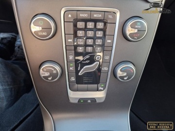 Volvo V40 II 2018 Volvo V40 2,0 benz 122KM klima elektryka grz.fot alu oplacony 2.0 Benzyna, zdjęcie 14