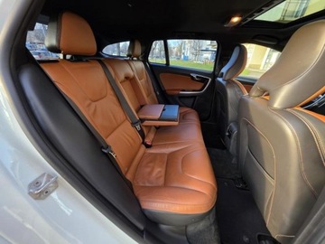 Volvo V60 I Kombi Facelifting 2.0 T6 DRIVE-E  306KM 2015 VOLVO V60 POLESTAR T6 AWD, 3.0l benzyna 330KM * Bezwypadkowy, zdjęcie 32