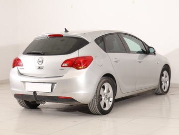 Opel Astra J Hatchback 5d 1.7 CDTI ECOTEC 110KM 2012 Opel Astra 1.7 CDTI, Salon Polska, Serwis ASO, zdjęcie 4