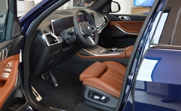 BMW X7 SUV M Facelifting 4.4 M60i 530KM 2025 BMW X7 Dostepne od reki RABAT 20 BMW Bonkowscy Wroclaw 4.4 Benzyna, zdjęcie 4