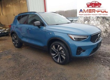Volvo XC40 2024 Volvo XC 40 B5 Ultimate Dark Theme 2024 2.0 Benzyna 247KM