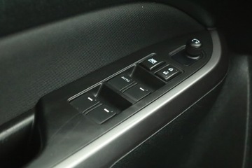 Suzuki Vitara III SUV Facelifting 1.0 BoosterJet 111KM 2018 Suzuki Vitara 1.0 BoosterJet, Salon Polska, zdjęcie 14