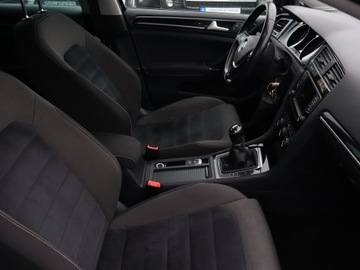 Volkswagen Golf VII Hatchback 3d 1.4 TSI BlueMotion Technology 125KM 2016 VW Golf 1.4 TSI, Salon Polska, Xenon, Bi-Xenon, zdjęcie 8