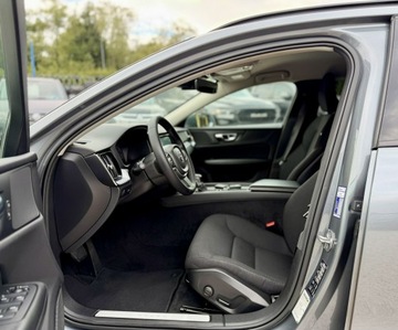 Volvo V60 II  Kombi 2.0 D4 190KM 2020 Volvo V60 AWD,4x4,Momentum Pro,Gwarancja, zdjęcie 8
