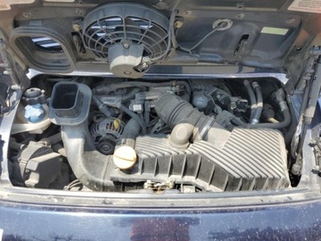 Porsche 911 996 1999 Porsche 911 Carrera 1999 3.4l 3.4 Benzyna 296KM, zdjęcie 6