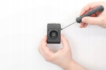 Руководство Brodit, посвященная Yanosik RS 711367 для автомобильной кабины