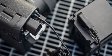 Адаптер питания Адаптер питания D-Tap для NP-FZ100 для Sony