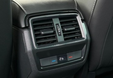 Skoda Kodiaq I SUV Facelifting 1.5 TSI 150KM 2023 Skoda Kodiaq Style, ACC, Podgrzewane fotele, Kamera cofania, Virtual Cockp, zdjęcie 33