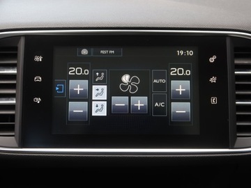 Peugeot 308 II SW 1.2 PureTech 130KM 2014 Peugeot 308 1.2 PureTech, Salon Polska, zdjęcie 17