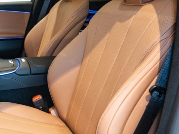 Mercedes Klasa E W214 Sedan 2.0 200 204KM 2025 E Klasa 200 4-Matic AMG 2.0 (204KM) 2025, zdjęcie 4