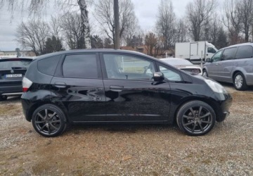 Honda Jazz III 1.4 i-VTEC 100KM 2009 Honda Jazz Honda Jazz 1.4 i-VTEC Elegance 1.3 Benzyna 100KM, zdjęcie 12