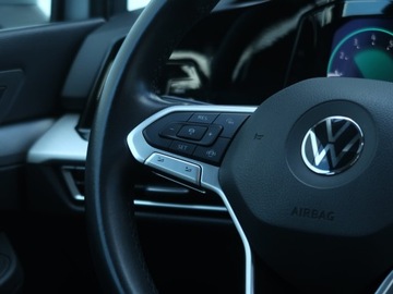 Volkswagen Golf VIII Variant 1.5 TSI 130KM 2021 VW Golf 1.5 TSI, Salon Polska, 1. Właściciel, zdjęcie 20