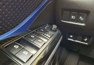 Toyota C-HR I Crossover 1.8 Hybrid 122KM 2017 Toyota C-HR Toyota C-HR 1.8 Hybryda 122KM, zdjęcie 14