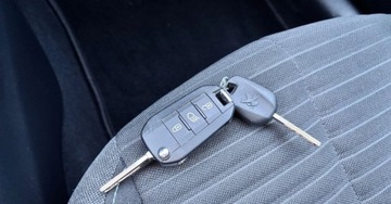 Peugeot 208 II Hatchback 1.2 PureTech 102KM 2023 Peugeot 208 1.2B 101KM przeb.23tys kamera navi zarejestrowany 1.2 Benzyna, zdjęcie 32