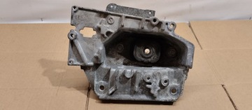 NISSAN JUKE F 15 UCHYCENÍ DRŽÁK 038122