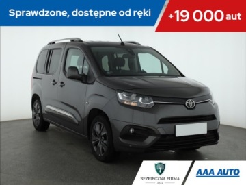Toyota 2020 Toyota ProAce City Verso 1.2 T, Salon Polska