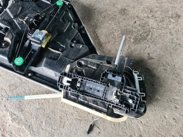 MERCEDES B W246 ZÁMEK ZVEDÁK OKNO PRAVÝ ZADNÍ