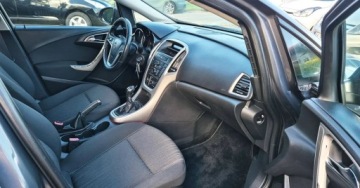 Opel Astra J Sports Tourer Facelifting 1.4 Turbo ECOTEC 120KM 2012 Opel Astra BENZYNA klimatyzacja super okazja POLECAMY 1.4 Benzyna, zdjęcie 33