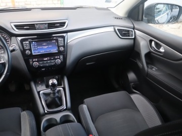 Nissan Qashqai II Crossover Facelifting 1.2 DiG-T 115KM 2018 Nissan Qashqai 1.2 DIG-T, Navi, Klima, zdjęcie 7