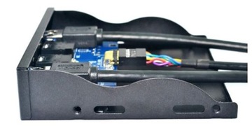 Передняя панель Передняя панель 2 порта USB3.0 + 2 аудиоразъема 20 контактов, 3,5 дюйма