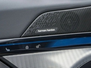 BMW Seria 5 G90-91 Touring 2.0 520d 197KM 2025 BMW Seria 5 520d xDrive Sport Sedan 2.0 (197KM) 2025, zdjęcie 12