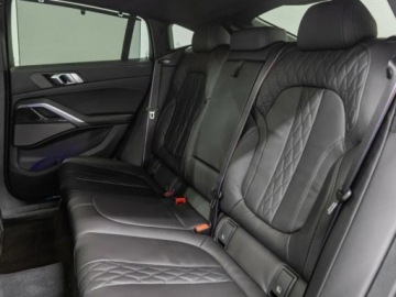 BMW X6 G06 SUV Facelifting 3.0 40d 352KM 2026 xDrive40d M Sport 3.0 (352 KM)| Hak holowniczy, elektryczny, zdjęcie 11