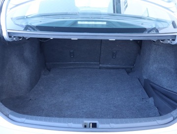 Toyota Corolla X Sedan Facelifting 1.6 Valvematic 132KM 2011 Toyota Corolla 1.6 Valvematic, Salon Polska, zdjęcie 12