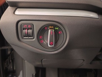 Volkswagen Sharan II Van 2.0 TDI-CR BMT 140KM 2012 VW Sharan, 2.0 TDI, 7 Osobowy, Nawi, asystent parkowania, zdjęcie 16