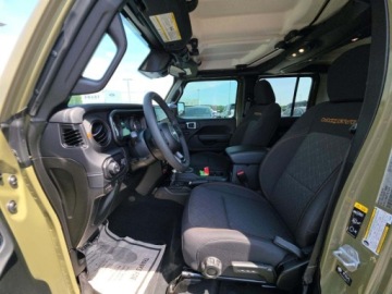 Jeep Gladiator 2026 Jeep Gladiator Mojave Crew Cab Medium Bed 2026 3.6 Benzyna 285KM, zdjęcie 5