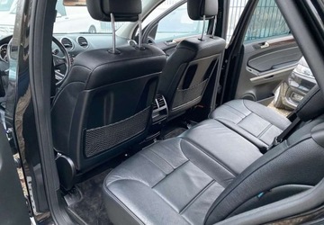 Mercedes Klasa M W164 Off-roader Facelifting 3.0 V6 (350 CDI) 231KM 2010 Mercedes-Benz ML Mercedes-Benz ML 350 CDI 4Matic 7G-TRONIC DPF 3.0 Diesel, zdjęcie 15