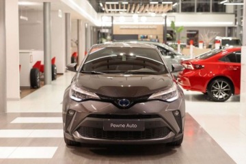 Toyota C-HR I Crossover Facelifting 1.8 Hybrid 122KM 2023 Toyota C-HR 1.8 Hybrid Style 1.8 Hybryda 122KM, zdjęcie 1