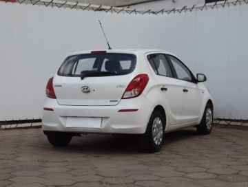 Hyundai i20 I Hatchback 5d Facelifting 1.1 CRDi 75KM 2014 Hyundai i20 1.1 CRDi, Salon Polska, Klima, zdjęcie 4