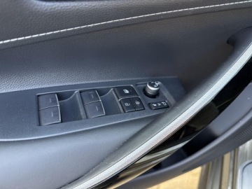 Toyota Corolla XII TS Kombi 2.0 Hybrid Dynamic Force 184KM 2022 Toyota Corolla 2.0 Hybrid Seria E21 (2019-) 2.0 Hy, zdjęcie 18