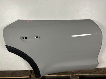 DVEŘE ZADNÍ PRAVÉ PORSCHE TAYCAN 9J1 PĚKNÝ ORIG.