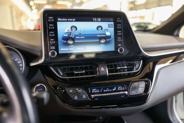 Toyota C-HR I Crossover Facelifting 1.8 Hybrid 122KM 2020 Toyota C-HR 1.8 Hybrid Executive 1.8 Hybryda 122KM, zdjęcie 9