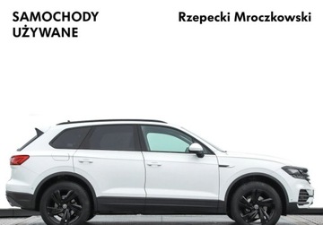 Volkswagen Touareg III SUV 3.0 V6 SCR TDI 231KM 2022 Volkswagen Touareg 3.0 TDI 231KM Tiptronic, Reflektory LED Matrix, Kamera, zdjęcie 3