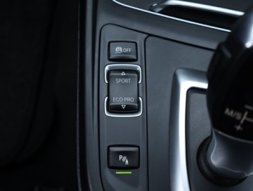 BMW Seria 1 F20-F21 2018 BMW 1 118i, Automat, VAT 23%, Skóra, Navi, Klima, zdjęcie 18