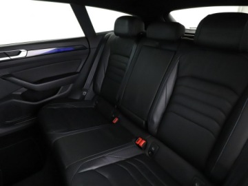 Volkswagen Arteon Shooting Brake R 2.0 TSI 320KM 2021 Volkswagen Arteon Shooting Brake 4motion nappa dsg, zdjęcie 16