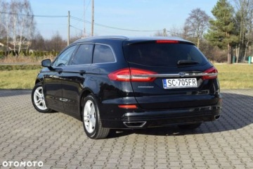 Ford Mondeo V Kombi Facelifting 2.0 EcoBlue 190KM 2019 Ford Mondeo 2.0 EcoBlue 190KM Lift Automat Titanium Full LED Navi Kamera A, zdjęcie 4