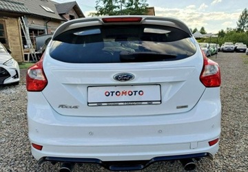 Ford Focus III Kombi 1.0 EcoBoost 100KM 2013 Ford Focus Ford Focus Turnier 1.0 EcoBoost Start-Stopp-System Ambiente, zdjęcie 4