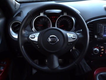 Nissan Juke I SUV 1.6 DIG-T 190KM 2011 Nissan Juke 1.6 DIG-T, Navi, Klima, Klimatronic, zdjęcie 16