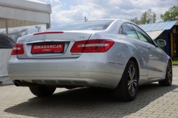 Mercedes Klasa E W212 Coupe 220 CDI BlueEFFICIENCY 170KM 2011 Mercedes-Benz Klasa E 2.2 Diesel 163 KM, Automat, Navi, Skora, Biksenon, G, zdjęcie 8