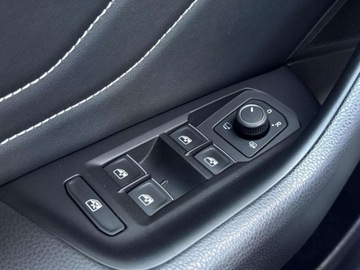 Volkswagen Arteon Fastback Facelifting 2.0 TDI 200KM 2021 Volkswagen Arteon R-Line HAK Panorama Keyless Nawigacja Tempomat App Cyfro, zdjęcie 21